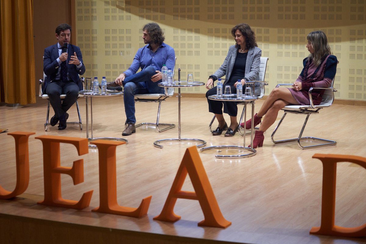 @JanssenESP <a href="/MSDInvents/">MSD</a> <a href="/fidelitis_es/">Fidelitis</a> @fundmercksalud <a href="/FundlaCaixa/">Fundación ”la Caixa”</a> <a href="/SandraMoti/">Sandra Ibarra</a> <a href="/saraescu1981/">Sara Escudero</a> <a href="/mjalavareyes/">Mª Jesús Álava Reyes</a> <a href="/PsicoAlavaReyes/">Centro de Psicología Álava Reyes</a> <a href="/MaguiEsteban/">Margarita Esteban</a> Pretende identificar, visibilizar y sensibilizar sobre las necesidades físicas, emocionales y sociales de las personas que han superado la enfermedad.🧡