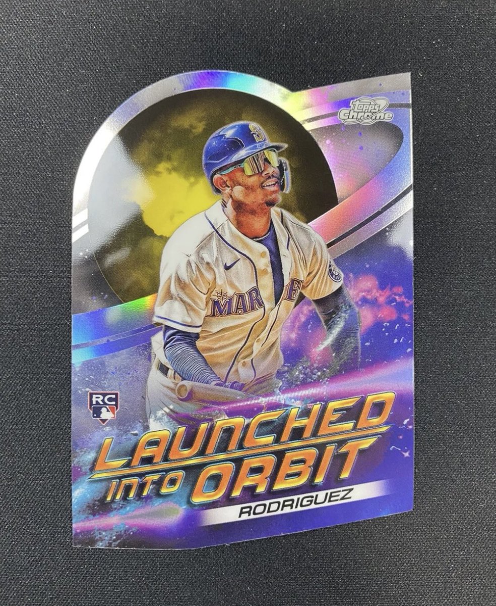 atc2448's tweet photo. Bought 2 packs of #Topps #CosmicChrome from @BrowardBreakers on their @LoupeTheApp stream and pulled this #JulioRodriguez #LaunchedIntoOrbit
Thank you gentlemen!! Always appreciate #BrowardBreakers
*pic is just for example https://t.co/Z383gW6PfQ