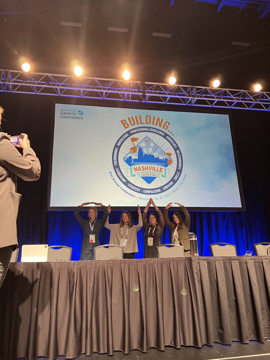 OhioStateGCProg's tweet image. Multiple generations of alumni and faculty presenting yesterday at #NSGC2022 on Amyotrophic Lateral Sclerosis (ALS) and Frontotemporal Degeneration (FTD): Jennifer Roggenbuck (faculty), Kelly Rich (Class of ‘19), Maysen Mesaros (‘21), Victoria Klee (faculty, ‘20)