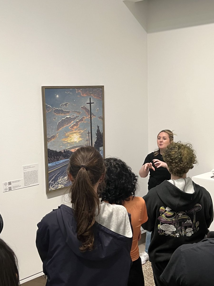 LeoneMassapequa's tweet photo. AP Art students @HeckscherMuseum @Lowell_MHS @FPAMassapequa @PequaNAHS #artstrong https://t.co/qnrTYFhvsl