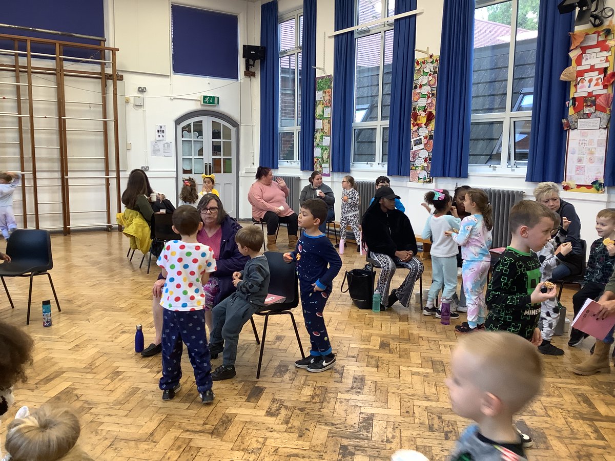 This afternoon, Year 1 were really lucky to have so many family members join them for a cup of tea, class-made biscuit and a discussion about the past. Thank you to everyone who came and made the event so special!