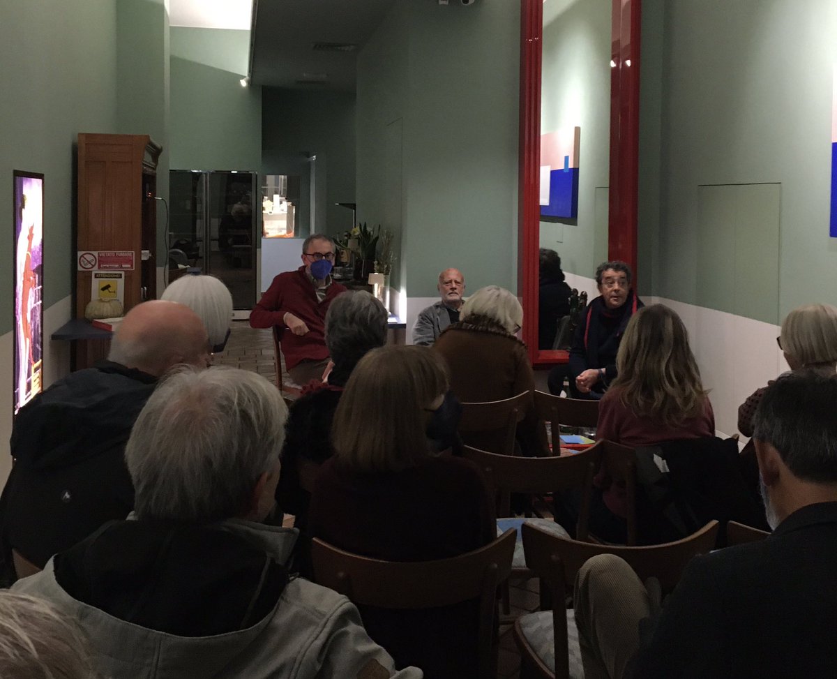 CarloOttaviano's tweet image. Alla @EdHenryBeyle presentazione del calendario 2023 di Ferdinando Scianna. Libro stupendo - e non credevo possibile la replica - come quello dello scorso anno