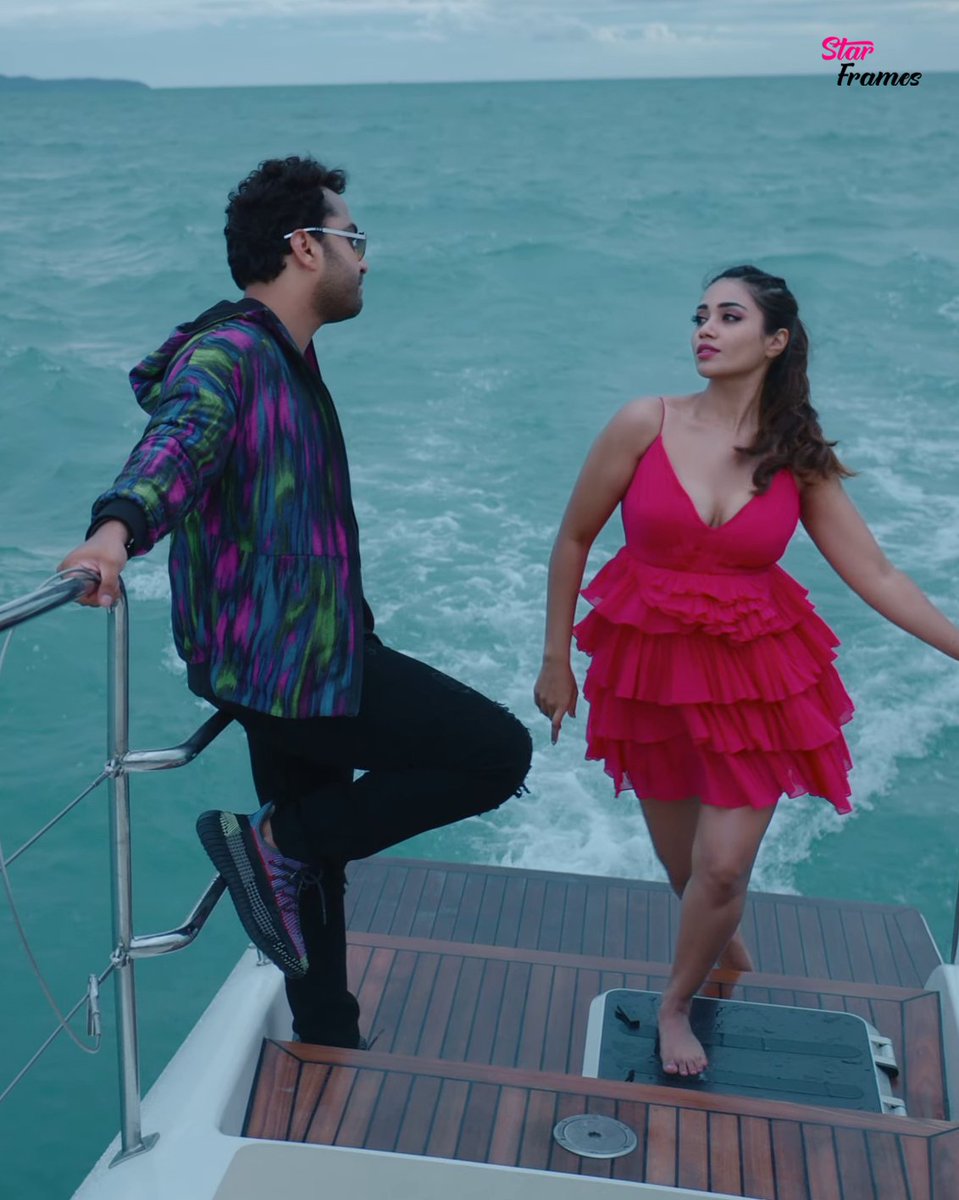 starframesoffl's tweet photo. Nivetha Pethuraj and Vishwaksen from Dhamki trailer
@Nivetha_Tweets @VishwakSenActor 

#DhamkiFirstLook #VishwakSen #NivethaPethuraj https://t.co/NdDlOUeby9