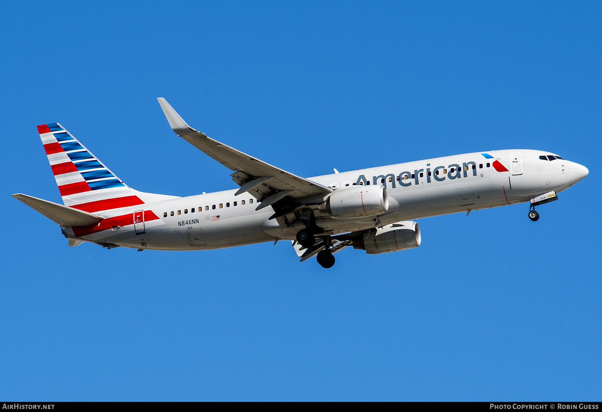 OnDisasters's tweet photo. #Ongoing  Past Tuesday (15/11), American Airlines Flight 1855, a B-737, was involved in a bird strike incident in Kansas (US). No injuries reported. On approach, jet struck a flock of geese damaging nose, wing and engine. Updates when possible. https://t.co/HIz9btmbF5