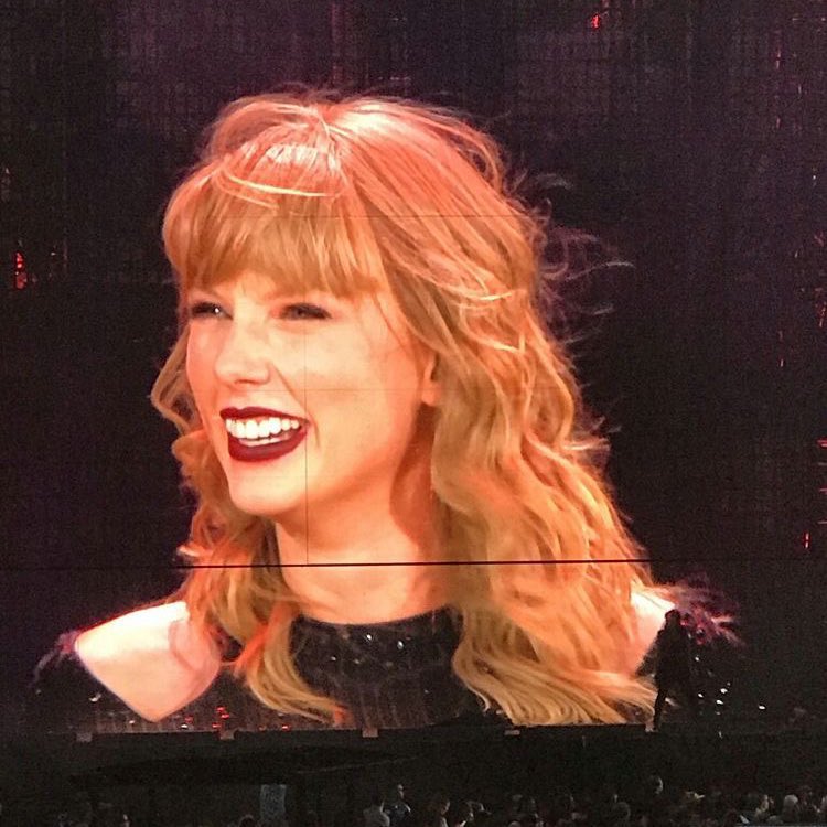 tswifterastour's tweet photo. #WeLoveYouTaylor 🫶 https://t.co/IEYxmH3IB4