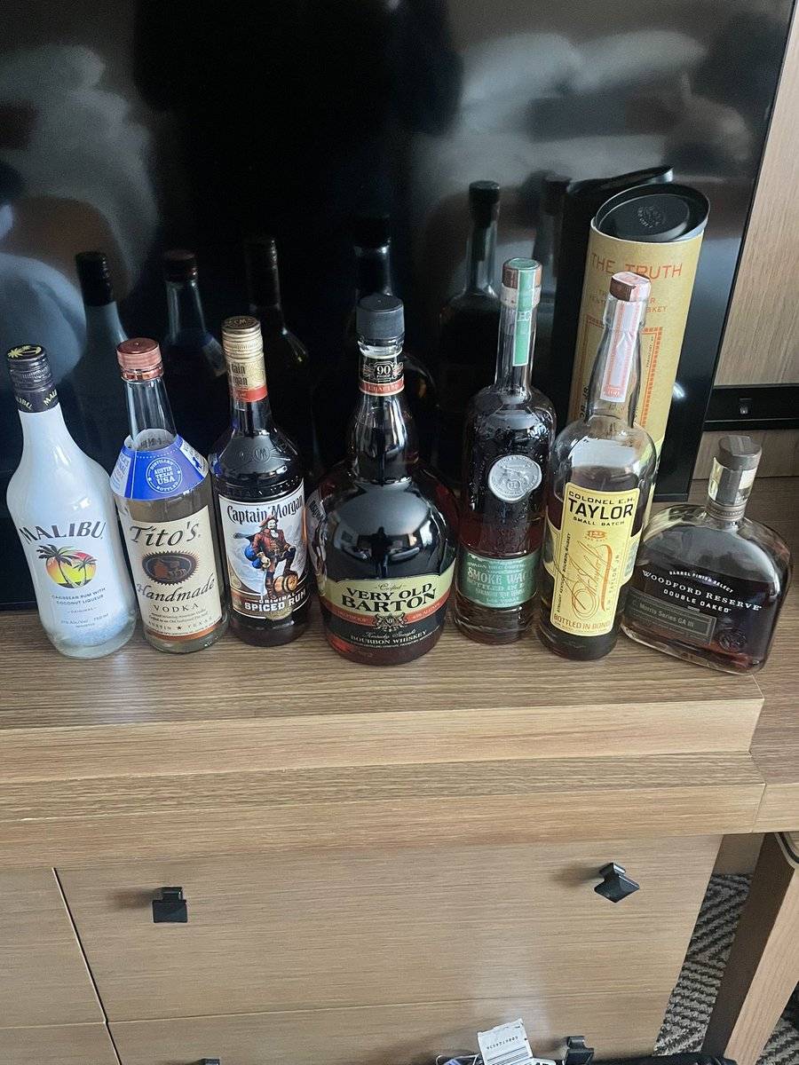 Vegas Addict tweet media