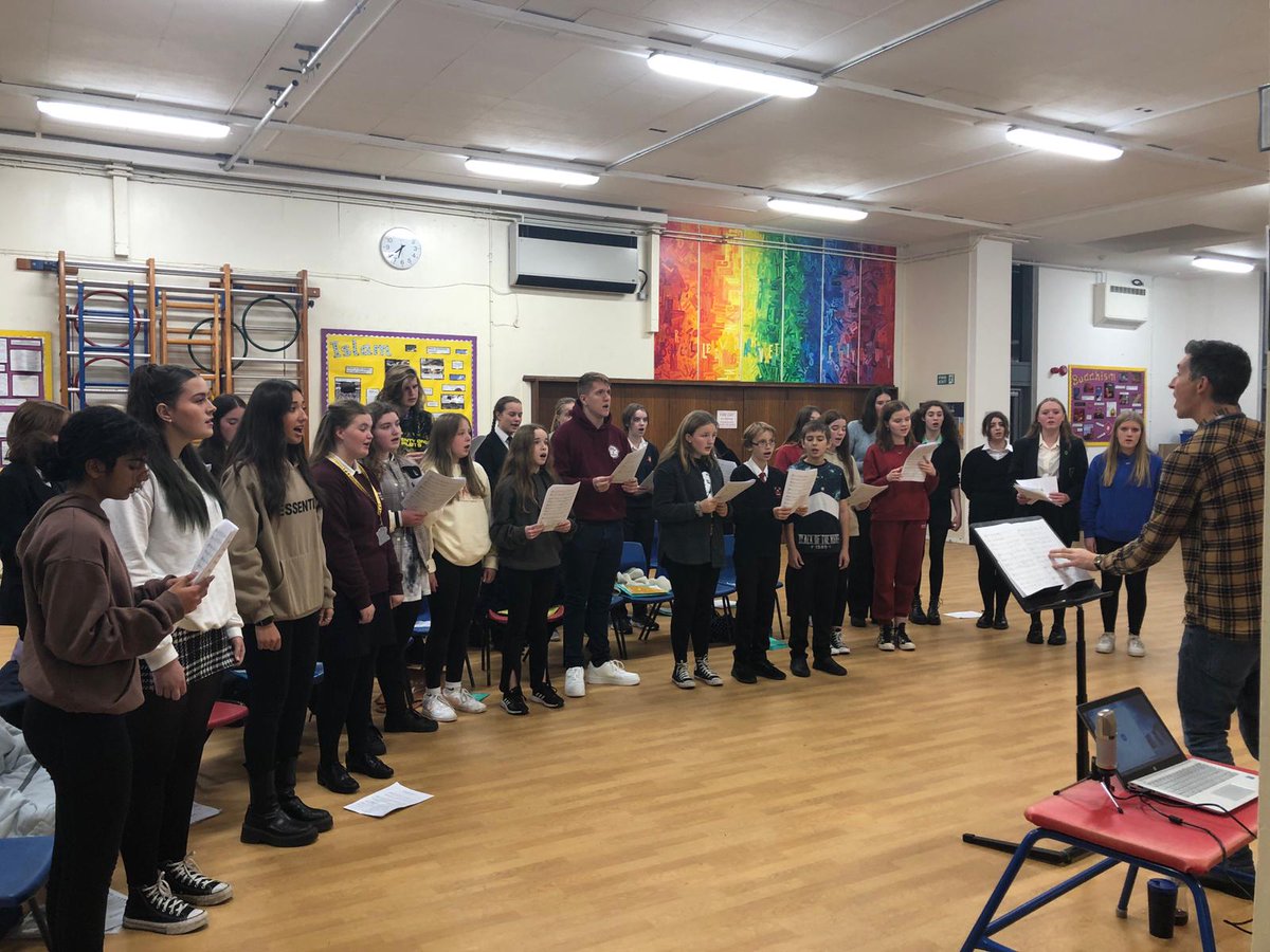 Singing Community of Choirs tweet media