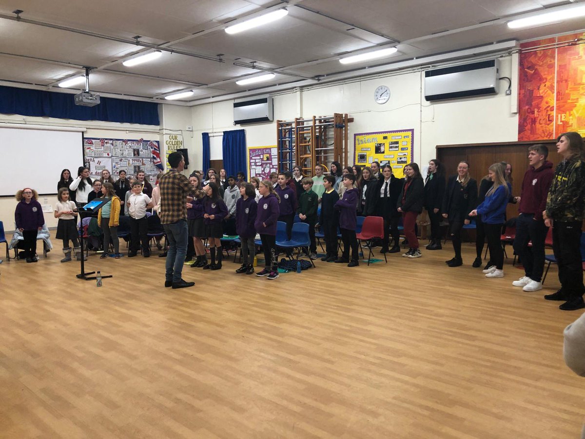 Singing Community of Choirs tweet media