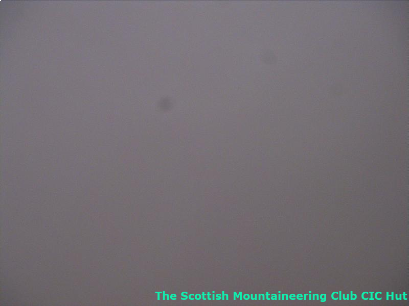 cicwebcam's tweet photo. #cichut #northface #bennevis #mountaineering Current weather. 2.83C, humidity 99.3%, recent gust 4mph, direction N https://t.co/VLoDnbbDMP