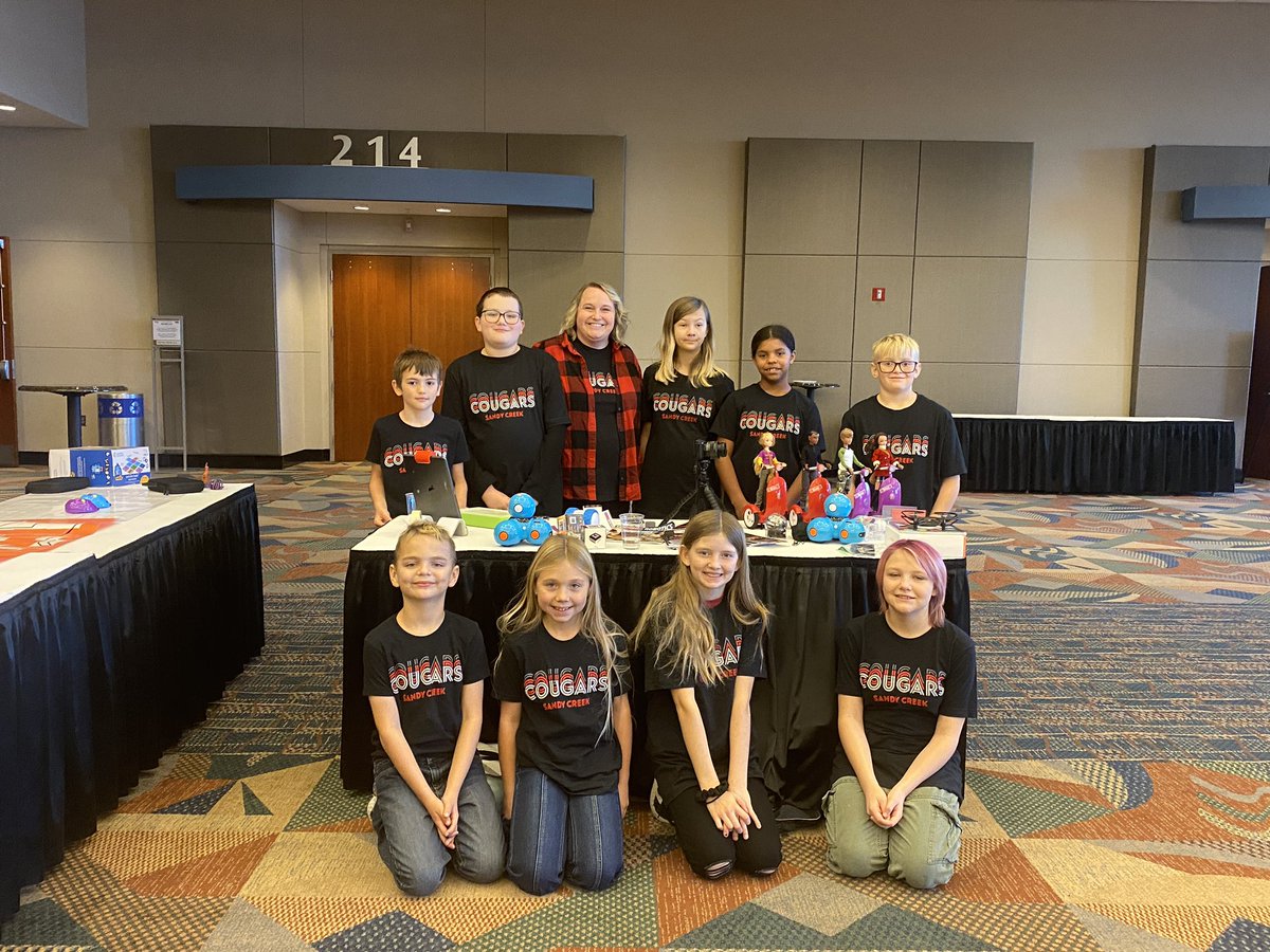 Sandy Creek students sharing their grant funded tech devices!  <a href="/SCougars/">Sandy Creek</a>