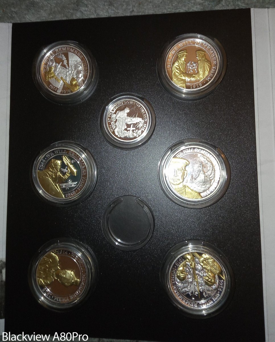 rainfall_2's tweet image. Selling my incomplete Flanders coin set the only one I could not get is the last gold coin any one interested send me a message and make me a offer thank you. 🙂