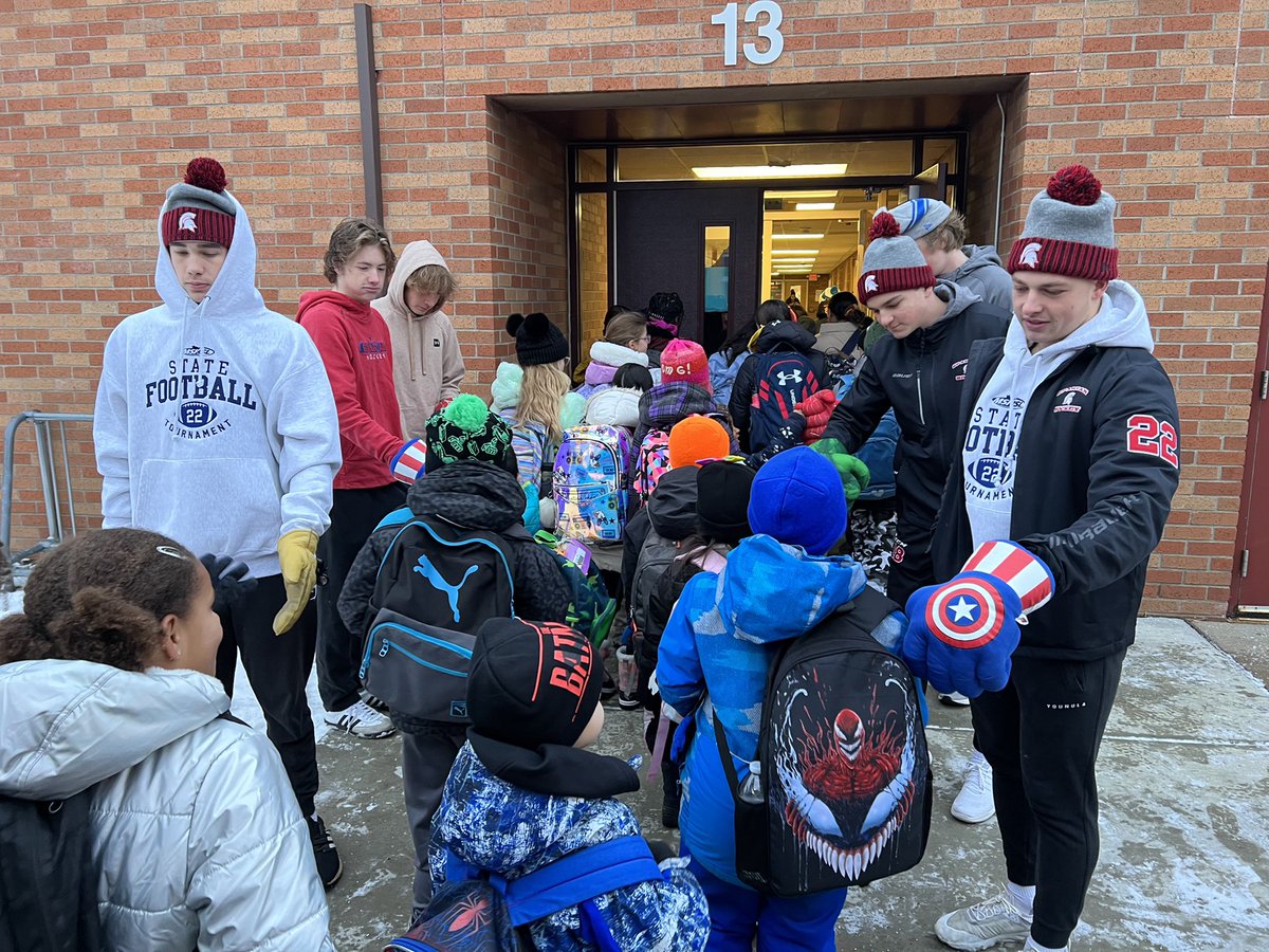 State Semifinal VICTORY yesterday! 🏈 ✅ ❤️ Fist bumping students as they arrive at Pine Bend Elementary this morning! #52North <a href="/coach_mensen/">coach mensen</a> <a href="/SimleyPucks/">Simley Boys Hockey</a>