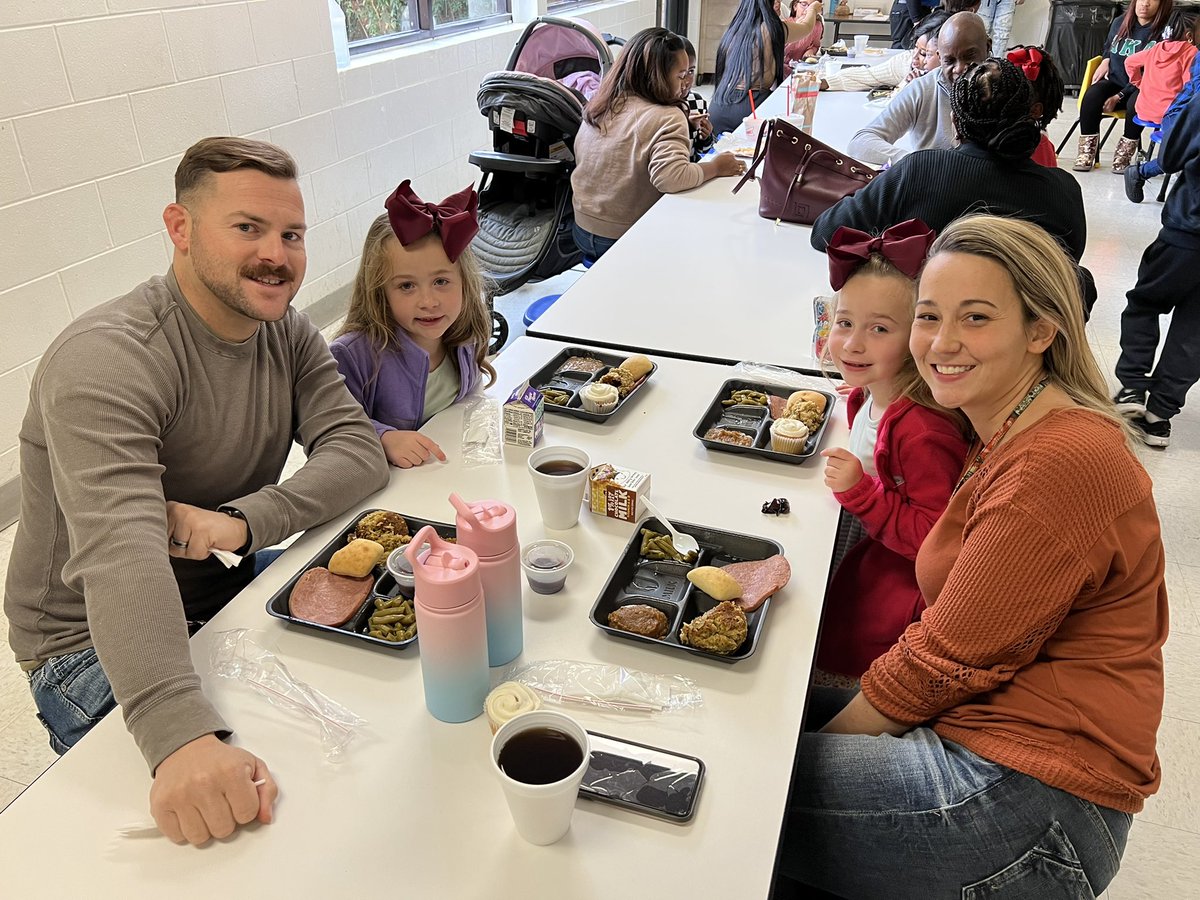 FCPS Nutrition (@fcpsnutrition) on Twitter photo Staff members even came to eat with their kiddos today! We hope everyone enjoyed their meal! <a href="/Supt_Hamlett/">Dr. Versie R. Hamlett</a> <a href="/FCPSchoolsTN/">Fayette County Public Schools</a> <a href="/OESrockSTARS/">Oakland Elementary School</a> Staff members even came to eat with their kiddos today! We hope everyone enjoyed their meal! <a href="/Supt_Hamlett/">Dr. Versie R. Hamlett</a> <a href="/FCPSchoolsTN/">Fayette County Public Schools</a> <a href="/OESrockSTARS/">Oakland Elementary School</a>