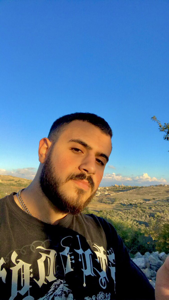 ezzeddinnn's tweet photo. Golden hour🌤 https://t.co/yicJAf2IGA