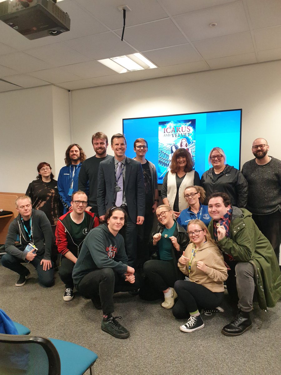 LJMU_Sec_ITE's tweet photo. @KateWiseman Thank you so much for a generous and inspiring afternoon talking about your books @LJMU 👍🙌 https://t.co/n93sgafst0