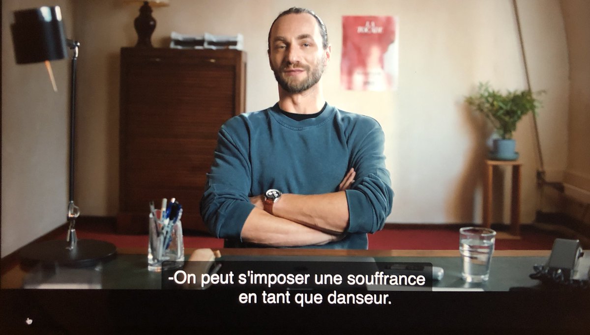 grignotages's tweet photo. « - Il faut souffrir pour atteindre l’excellence ?
- On peut choisir de s’imposer une souffrance en tant que danseur, mais l’infliger en tant que professeur, ça c’est pas acceptable. » #OperaS2 https://t.co/R6gSzOhy6Q