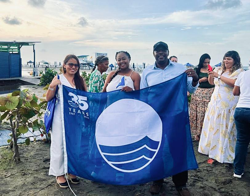 coralina_sai's tweet photo. Por cuarta ocasión el #JohnnyCay Regional Park obtiene el galardón #BlueFlag. La certificación se da entre 621 playas en todo el mundo galardonadas para este 2022. Conoce detalles aquí 👉https://t.co/WgQ8c5CKOm https://t.co/97NYv1xDGj