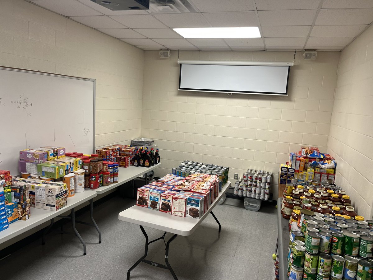 Timber Creek Falcon Baseball (@tcfalconbsb) on Twitter photo TC feeding the Creek. 1st Annual Thanksgiving Providers. Serving the people we see everyday. The generosity of the people who make Timber Special on full display. Hearts are full. Happy Thanksgiving! <a href="/tchsElliott_Eng/">Brian Elliott</a> <a href="/GowinsTCHS/">Andi Gowins</a> <a href="/ChuckNRGWells/">Coach Wells #1</a> @DrRDubKellerISD <a href="/sduhontchs/">Shawn Duhon</a> TC feeding the Creek. 1st Annual Thanksgiving Providers. Serving the people we see everyday. The generosity of the people who make Timber Special on full display. Hearts are full. Happy Thanksgiving! <a href="/tchsElliott_Eng/">Brian Elliott</a> <a href="/GowinsTCHS/">Andi Gowins</a> <a href="/ChuckNRGWells/">Coach Wells #1</a> @DrRDubKellerISD <a href="/sduhontchs/">Shawn Duhon</a>