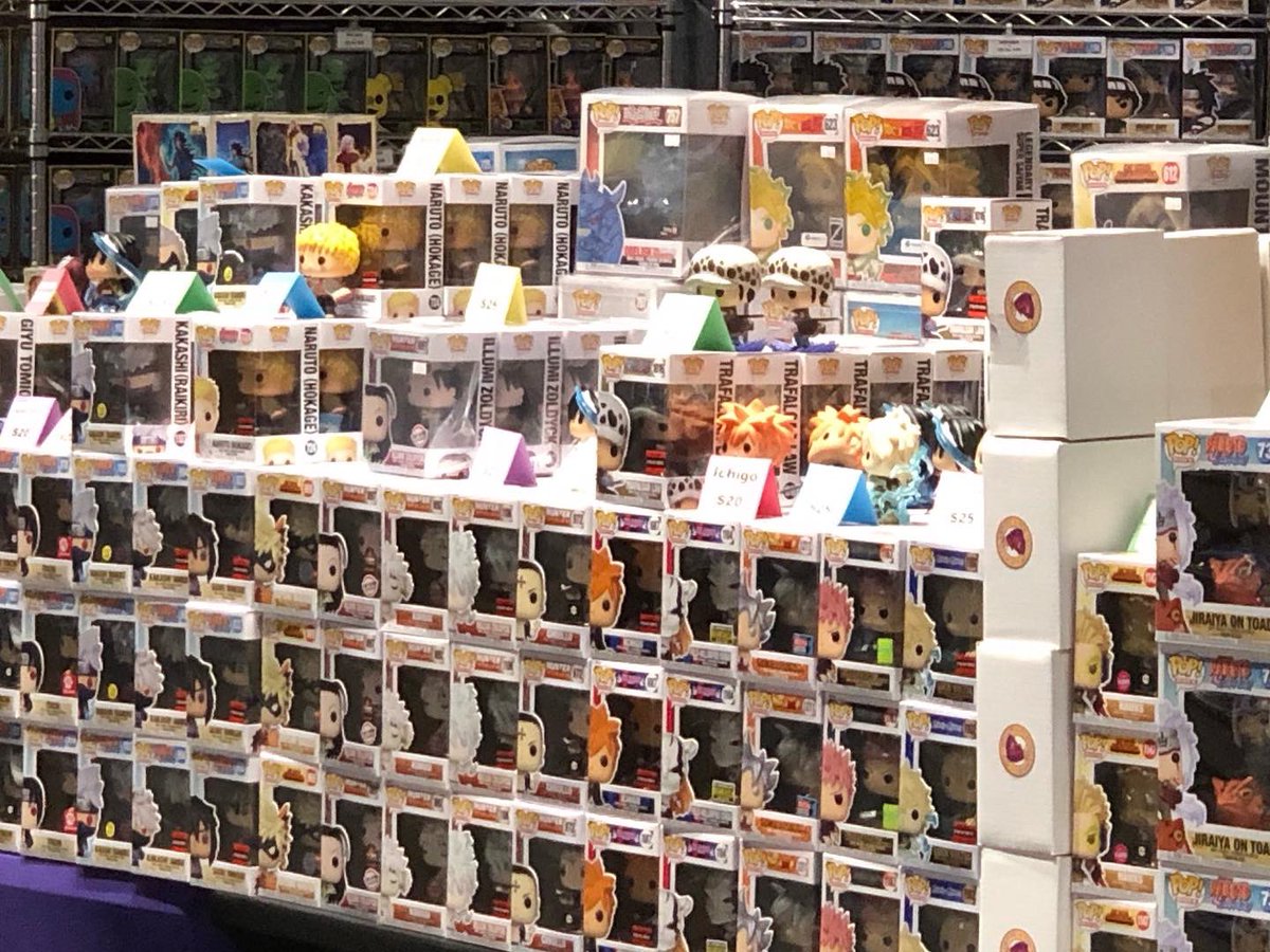 KSA_PR's tweet photo. It's opening day of this year's #soldout #animenyc! Are you stopping by @javitscenter this weekend? Be sure to sound off in the comments all about it! #manga #anime #studioghibli #animenyc #graphicdesign #art #cosplay #costumeplay #newyorkcity #bigapple #sailormoon #dragonballz https://t.co/daP9BeMDTM