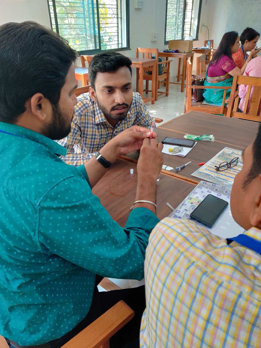 MSDEEDIISERPune's tweet photo. #MS_DEED Level 1_ @rtmnu Inquiry Lab Sessions were amazing. 'Low Threshold High Ceiling' approach with Physics-Bio-Math-Chem.Shifting focus from 'Teaching' to 'Learning' with wonderful trainers_ Sindhu Mahavidyalaya,Nagpur @MSFDA_Official @IISERPune @vinayaknipun @Hari_Chakrapani https://t.co/msyyi5GXFE