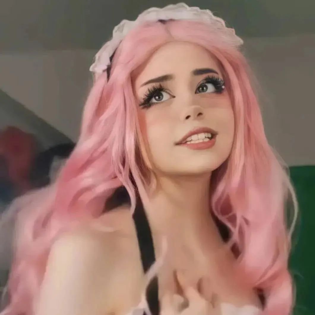HannahOwO in 4k (Parody) on Twitter: "Can we date 💦🤤 https://t.co