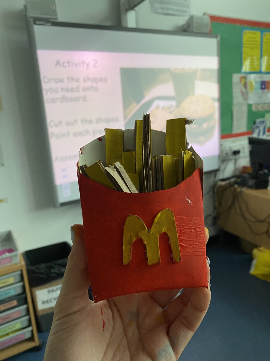 craigroystonart's tweet photo. Some great fast food sculptures by the S2 art elective 🍟🍟🍟 https://t.co/Cx4NMrDVhA
