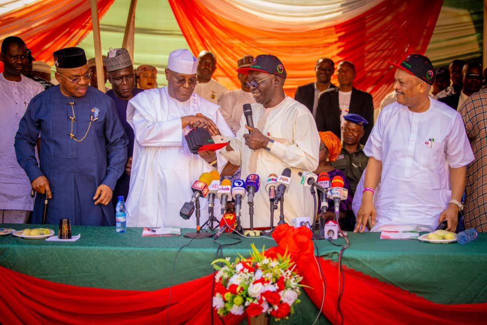atiku's tweet photo. Earlier today, I led other senior members of our great party, @OfficialPDPNig, to commission the Peoples Democratic Institute. It’s a development that I’m proud of, particularly. https://t.co/0DJIHvWl37