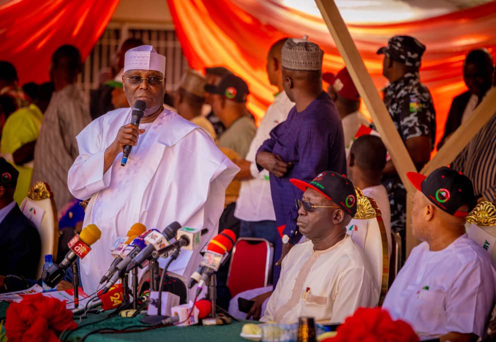 atiku's tweet photo. Earlier today, I led other senior members of our great party, @OfficialPDPNig, to commission the Peoples Democratic Institute. It’s a development that I’m proud of, particularly. https://t.co/0DJIHvWl37