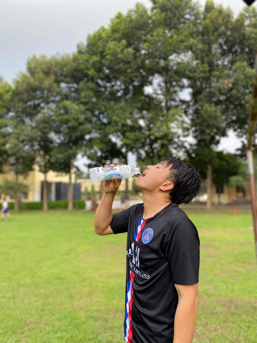 ຮັບງານຣິວີວ