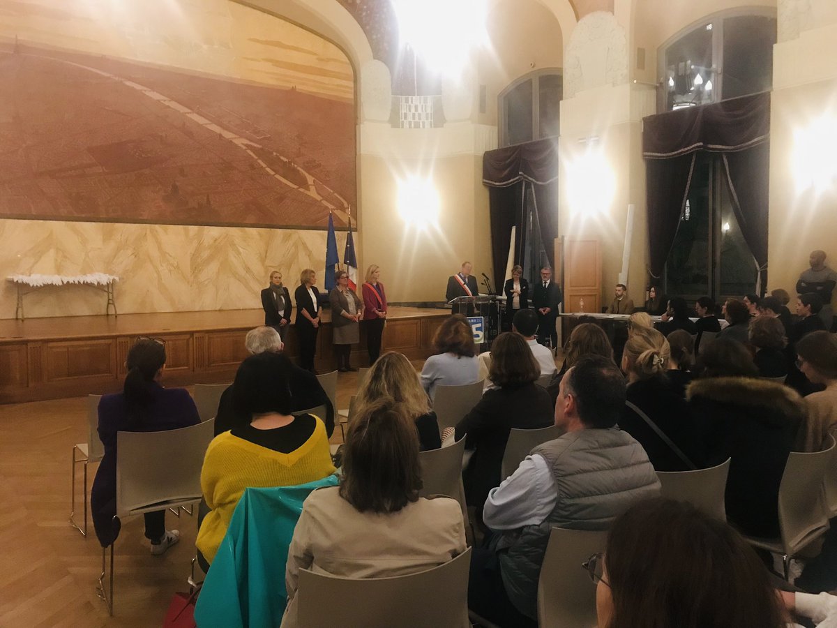 Mairie du 15 tweet media