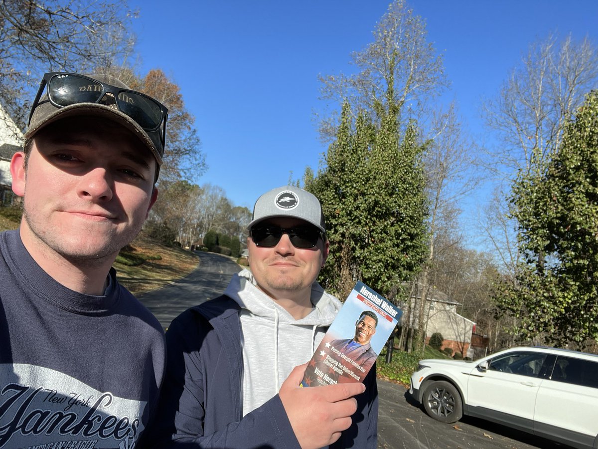 Team NH getting out the vote in North Georgia! #LeadRight #GeorgiaOnTheLine 🇺🇸🇺🇸🇺🇸