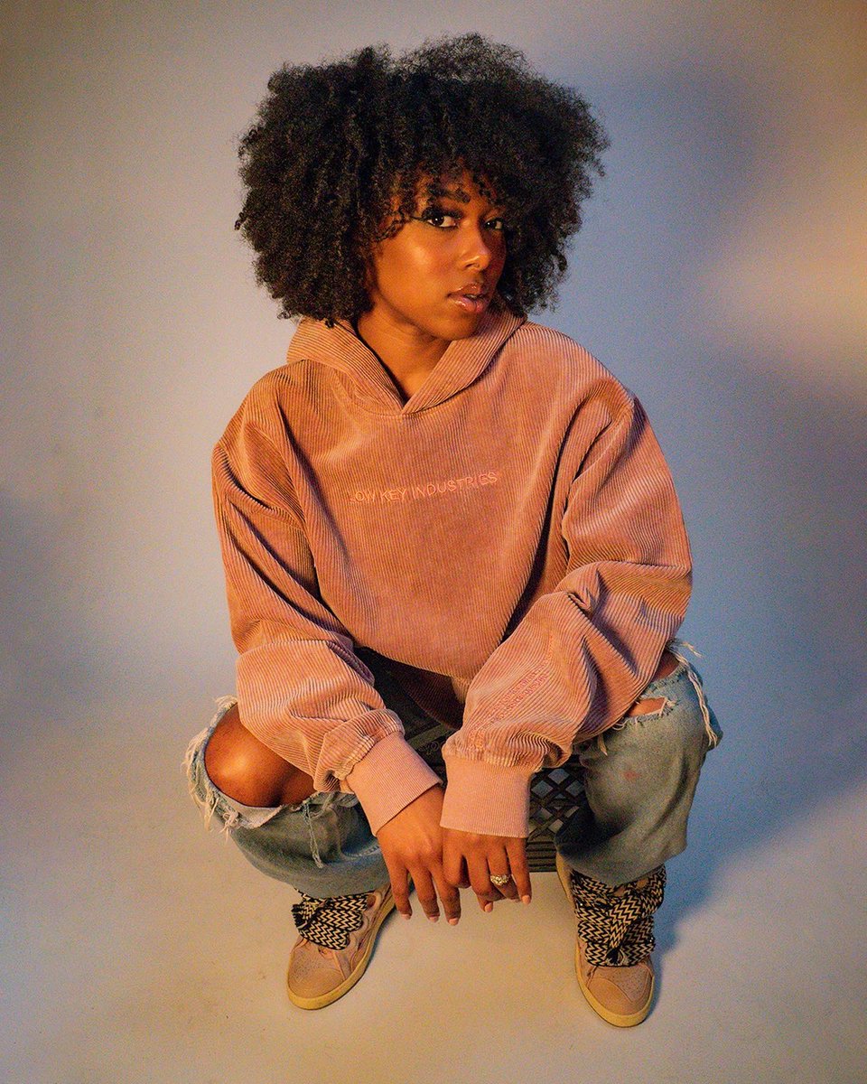 lowkeyind's tweet photo. ROSE GOLD CORD HOODIE JUST DROPPED 🥀 https://t.co/rirxl9YVFY