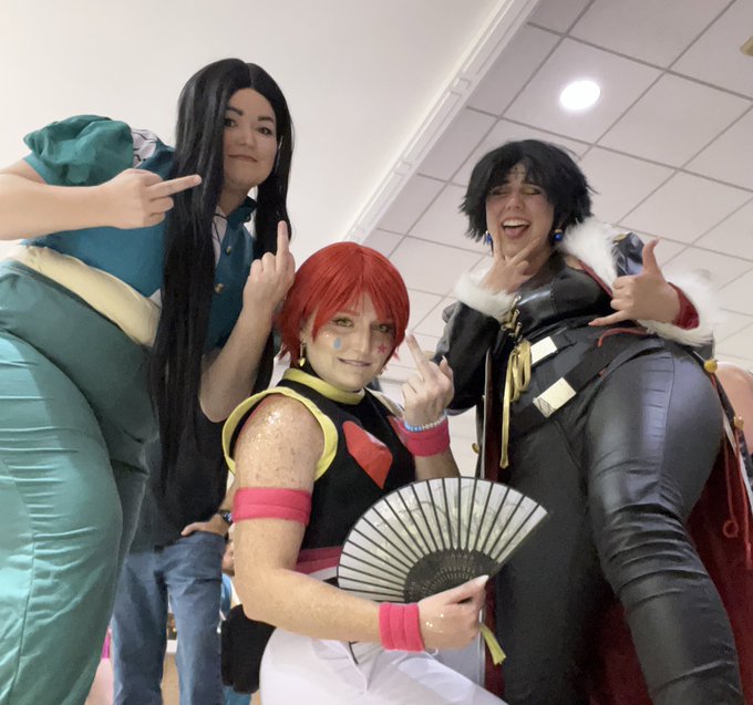 I&rsquo;m at Anime NYC today and tomorrow!! Today&rsquo;s agenda is Yurio, Chrollo at the afterparty, and Saturday<a href="/tag/hxh"class="tags"><span>#hxh</span></a><a href="/tag/anyc"class="tags"><span>#anyc</span></a>