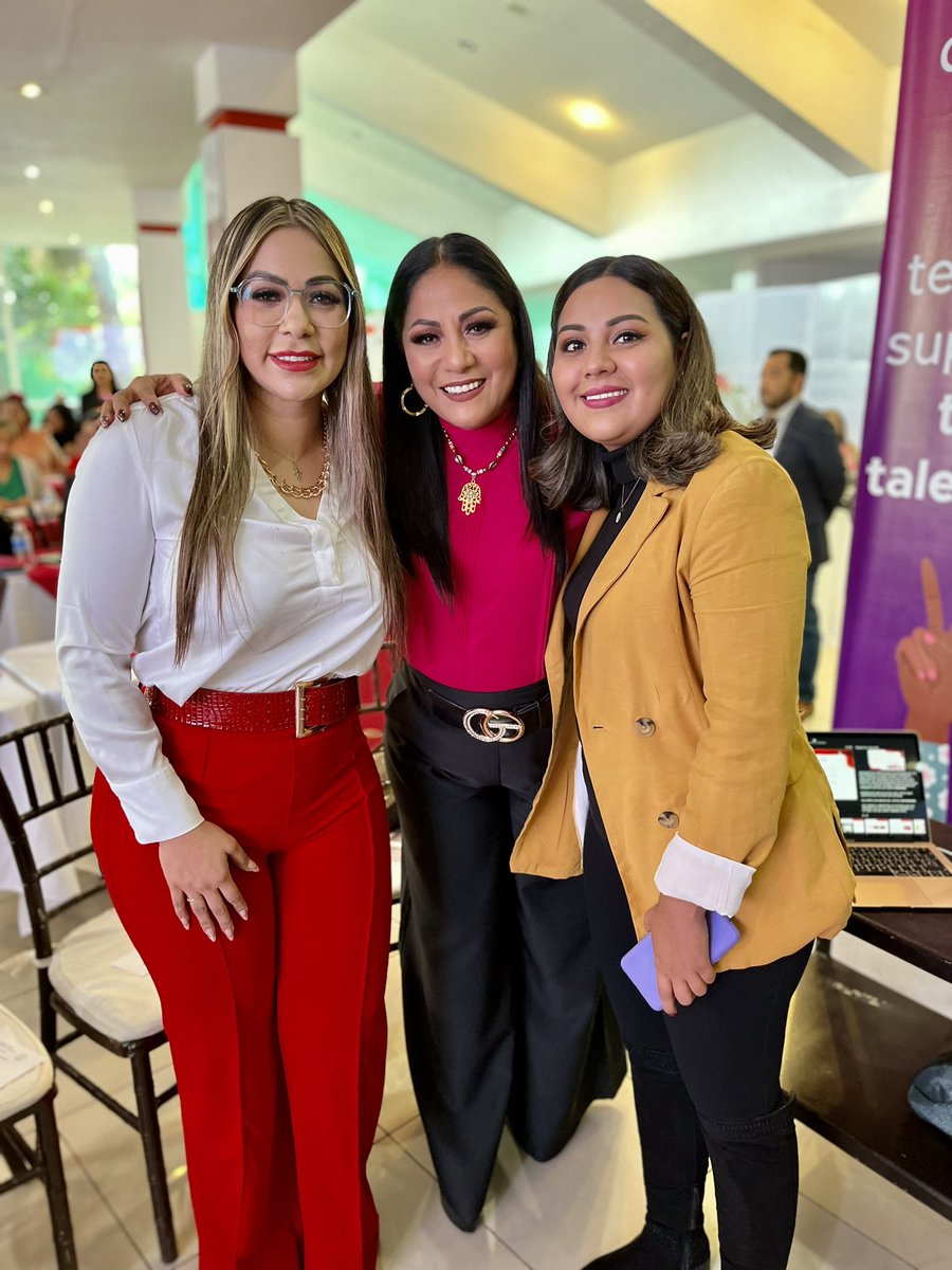 danisotto's tweet image. Así se vivió el Taller de Inducción a la Administración Pública Municipal, organizado por el @ONMPRIDurango. Este es el verdadero priismo, más vivas y fuertes que nunca, bienvenida @MonseArcosV y gracias por la invitación amiga @SugheyTorresR enhorabuena. 
#PRI #JUNTASPORDURANGO