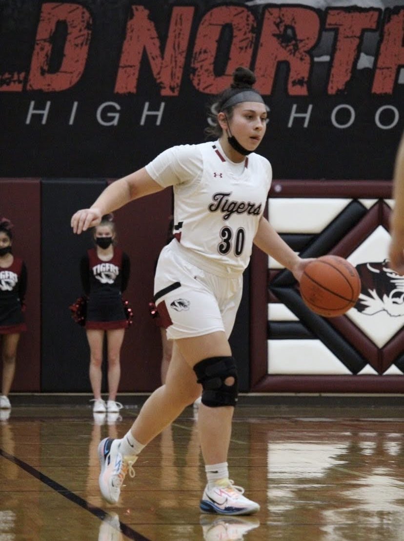 PNHS GIRLS BASKETBALL tweet media