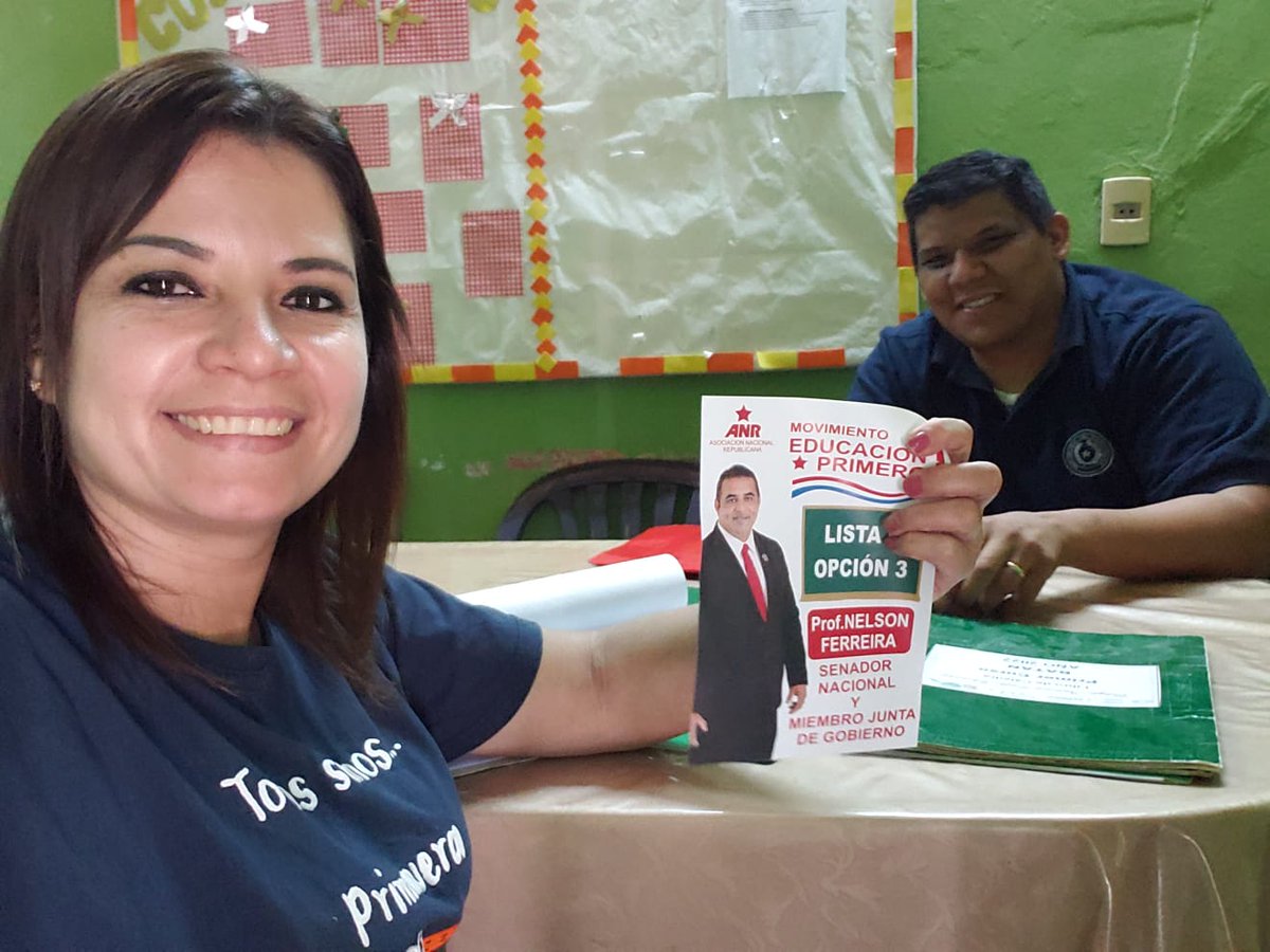 NelsonSenador23's tweet photo. Compañeros docentes que apoyan a la Lista  6   opcion 3  Movimiento Educación Primero Nelson Ferreira SENADOR @aquinoblasser @Supracielito @floreshugo234 @rivaldi1981 @DarioMancuello2 @GustavoBlancoV4 @EduardoPetta https://t.co/oT3aMNID78