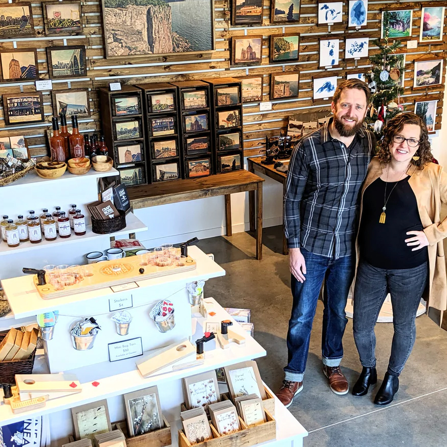 #Holidazzle vendor spotlight: Homespun is a Minneapolis gift shop offering unique gifts for everyone in your life. Everything in their store is made by Minnesota artists.