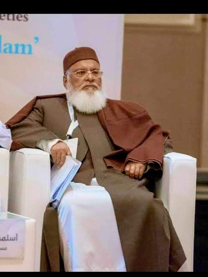 مفتی اعظم پاکستان حضرت مولانا مفتی رفیع عثمانی صاحب کے انتقال پر انکے اہل خانہ سے تعزیت کرتا ہوں اللّه پاک مغفرت    فرمائے اور درجات بلند کرے۔
#MuftiRafiUsmani