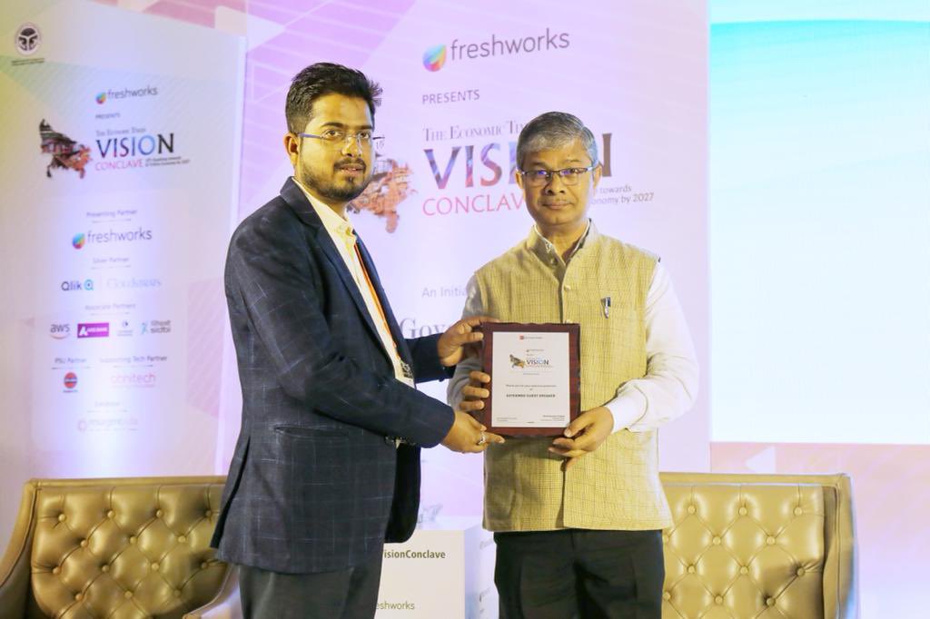 uptourismgov's tweet image. Floating all over now!
In the #VisionConclave held today by The Economic Times on UP&apos;s $1-Trillion #Economy by 2027 at Hotel Taj Mahal, Lucknow, Principal Secretary Tourism, @MukeshMeshram, discussed and highlighted the key points of #NewTourismPolicy2022

#RethinkTourism