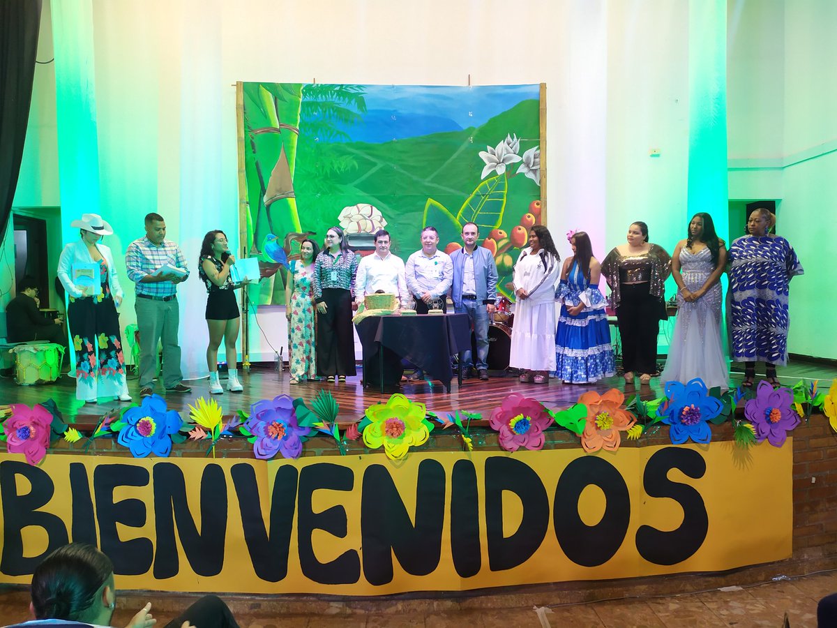SENAQuindio's tweet photo. 🎤Felicitaciones a todas Regionales y sus participantes. Que gran derroche de talento disfrutamos durante dos días, voces inigualables. https://t.co/ONlgYNgArb