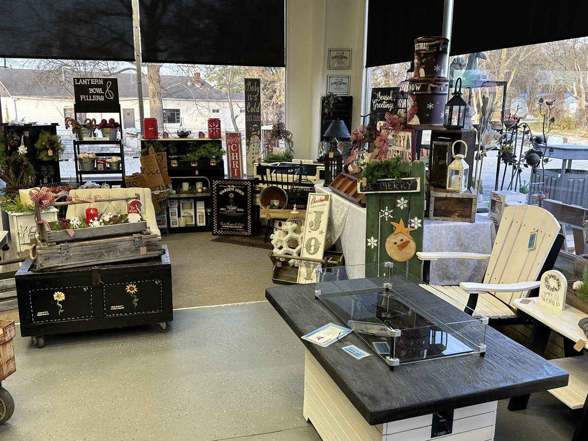 InfinitelyOutdo's tweet image. Infinitely Outdoors is now your choice for Home Décor.  Designs by Lisa are available exclusively at Infinitely Outdoors.   Come visit and share US... 3210 Old Columbus Rd NW  Carroll OH.  Fairfield County Airport exit on 33.