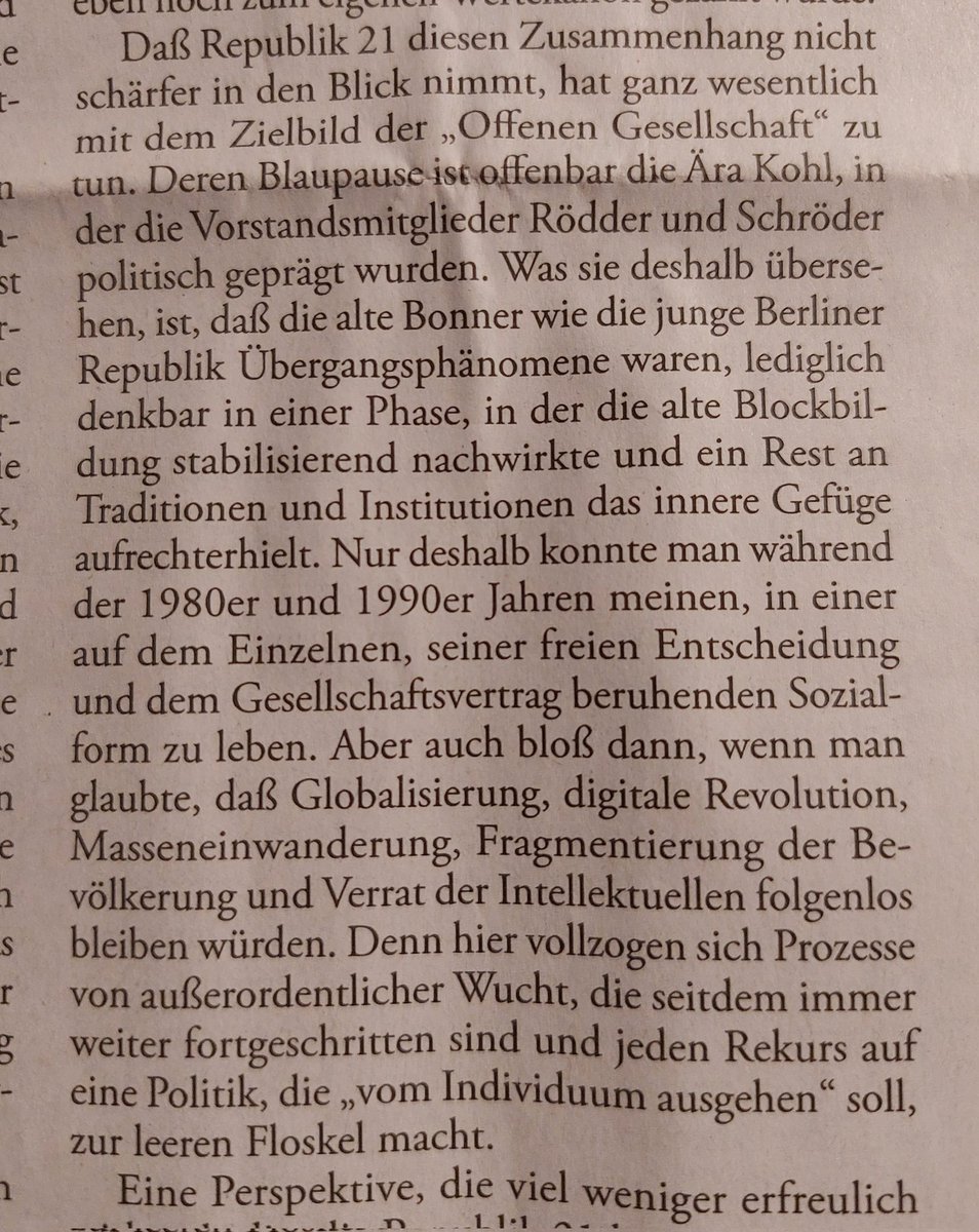 Karlheinz Weißmann über den Zentrismus von Rödders #R21. 
Es ist nicht das Aufschaukeln von Links und Rechts, das die Mitte schwächt, sondern ihr ureigenes Versagen, dem von Links einseitig gestarteten Kulturkrieg etwas entgegenzusetzen.