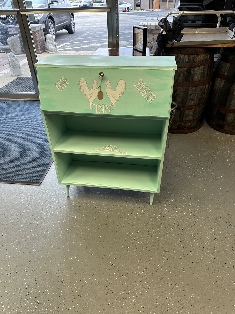 InfinitelyOutdo's tweet image. And more...