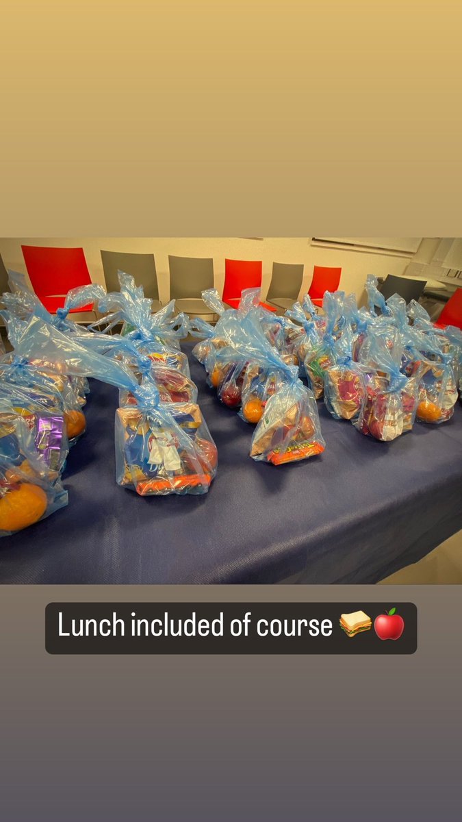 Sneak pics prepping for tomorrows Sim Wars Intersim Competition 🥼🥼
Looking forward to see everyone tomorrow having a bit of competitive and skillful fun!🏆🏆
<a href="/QUBMedEd/">QUB Centre for Medical Education</a> <a href="/DrGerryG/">Gerry Gormley</a>