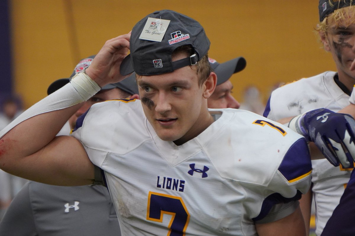 .<a href="/CLGLRFootball/">CL-GLR Football</a> takes home its first state championship since 2006. 

#Iowa commit Zach Lutmer had 140 rushing yards and 225 total yards with four tackles in the victory over Williamsburg.