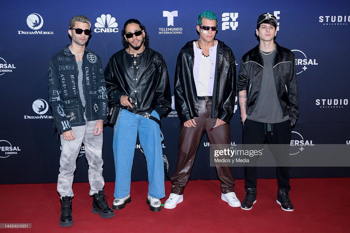 AlwayswithCNCO2's tweet photo. CNCO en el evento “NBC Universal Experience” en México
via:gettyimages https://t.co/6UJpw6L3Lq