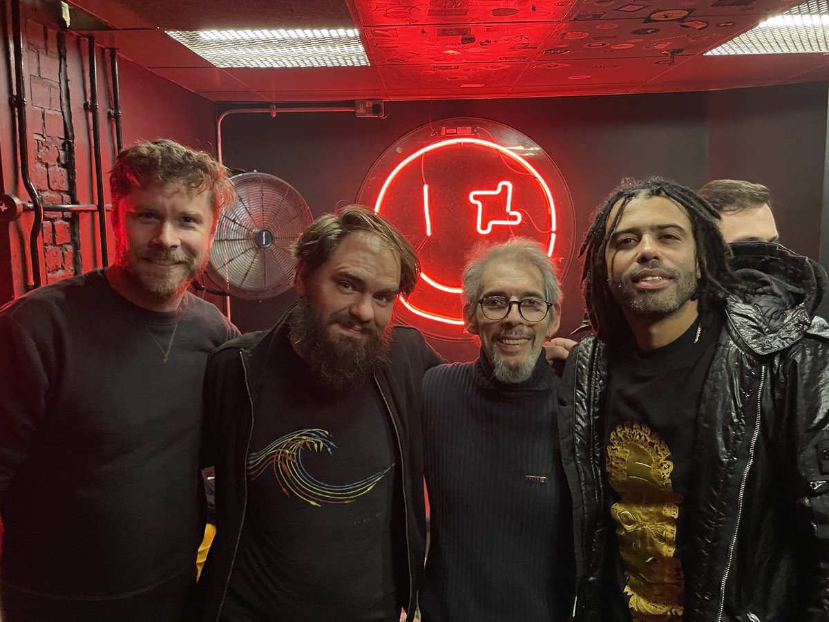 musiceel's tweet photo. #withClippng. They couldn’t have welcomed me & John with more #warmth&love acting like my fanboy antics #werenormal. Great to meet Christopher too, another U.K. contributor to #mixng2.4 Peace & Love, Ian #mademyyear here’s to more to come?! #Legends https://t.co/kfyPjH4ZGn