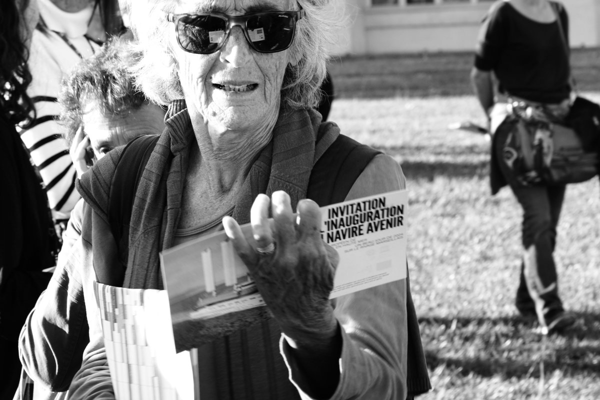 INVITATIONS 
Et, à Montpellier comme ailleurs, inviter plus que de raison à l'inauguration officielle du Navire Avenir qui aura lieu un beau jour de 2024. #navireavenir