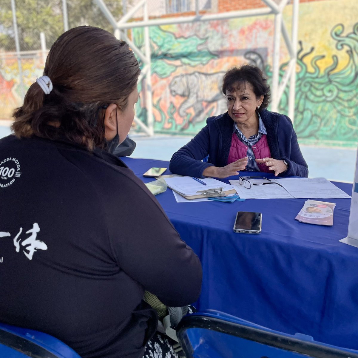 CecamedGente's tweet photo. Seguimos en la #BrigadaDIF ofreciendo los servicios de la #CECAMED, te esperamos en el Fraccionamiento La Purísima en #Irapuato. @DIFIrapuato https://t.co/enMPdcYXFP