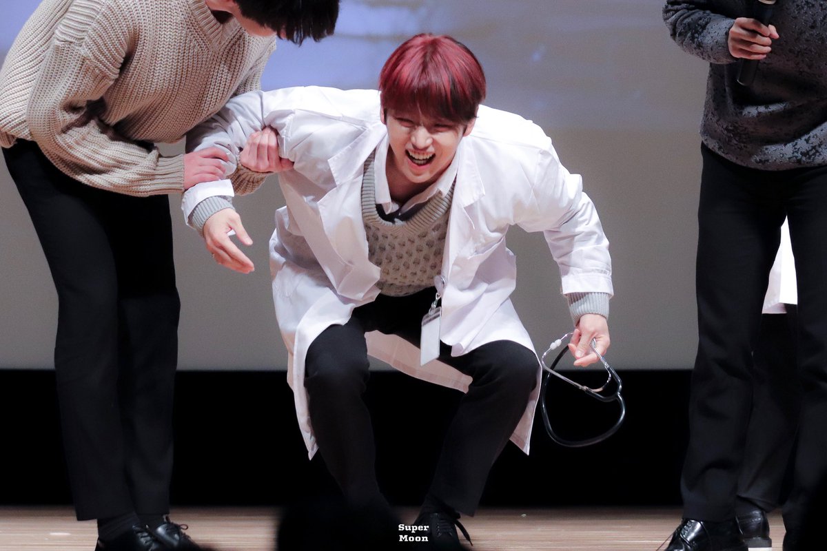 onlyforHONGSEOK's tweet photo. [2205036] 𝗗 - 𝟯𝟰𝟴 🪖 (•ө•)

Cuando el Doctor se convierte en paciente😂😆

홍석아 기다릴게♡
#양홍석 #홍석 #HONGSEOK
#HONGCOOKIE #홍쿠키 
#홍석아_여덟번째_봄에_만나자
@CUBE_PTG https://t.co/MeElXvINoQ